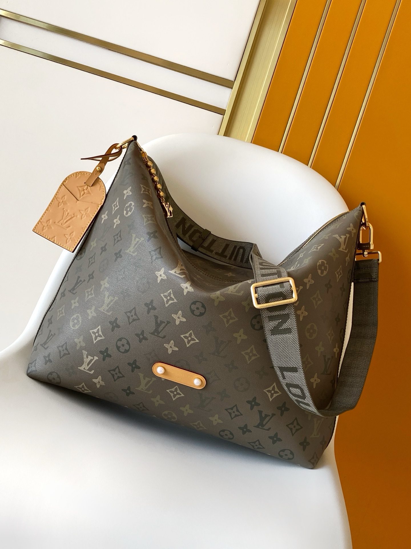 Louis Vuitton LV Classic Handbag Premium Canvas Model M45659 Magnetic Lock Evening Party High-End Fashion